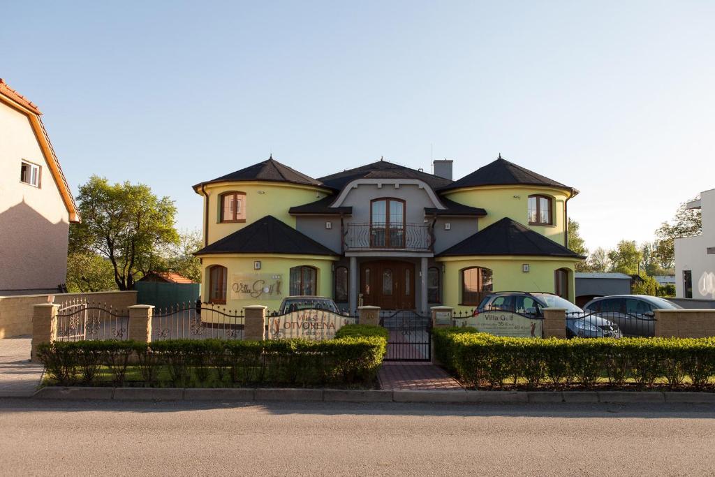 Villa Golf Sliac Ruang foto